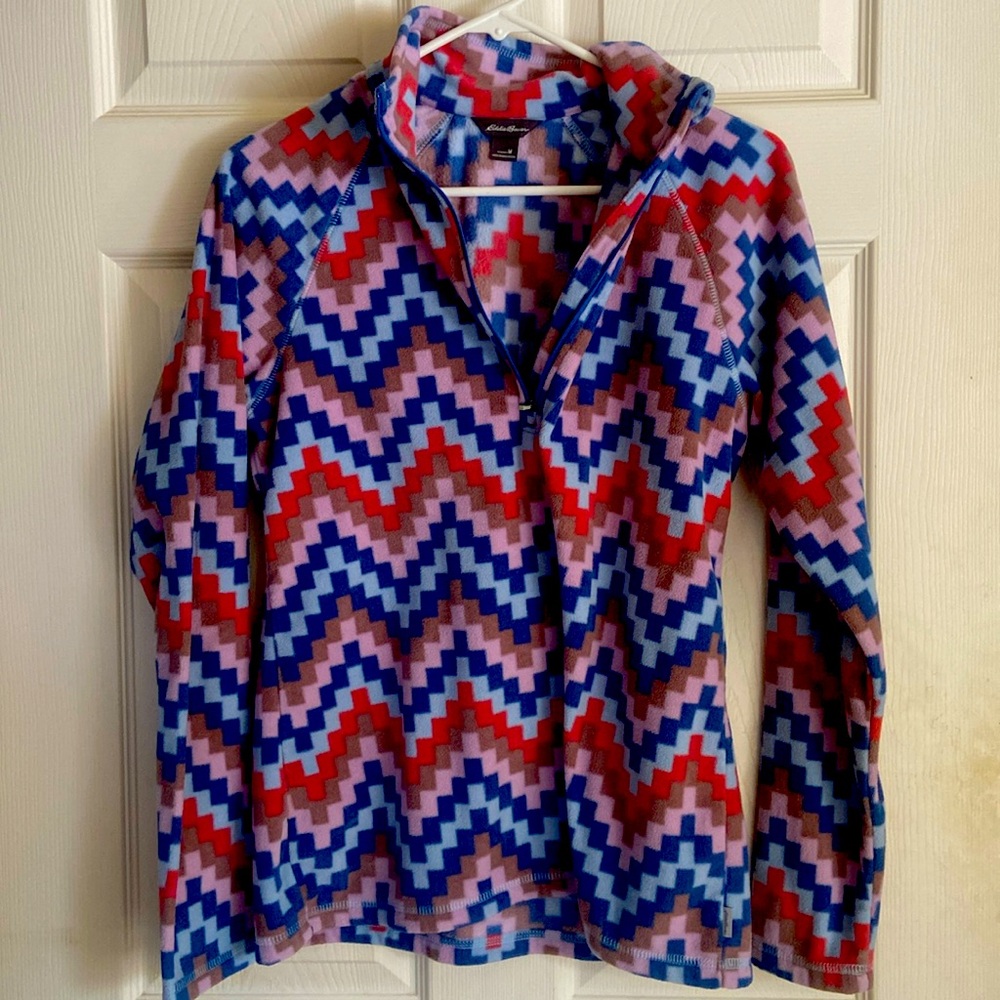 Eddie Bauer fleece pullover in geometric shapes